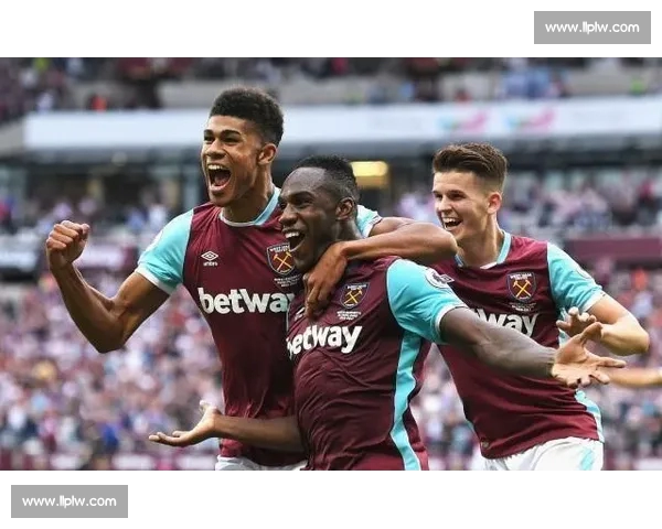 英超球队近期状态全面评估与未来发展趋势分析