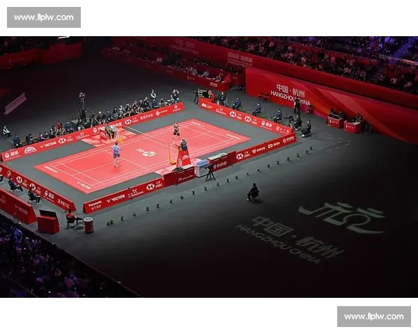 全新赛事揭秘：全球顶级体育盛事的背后故事与精彩瞬间